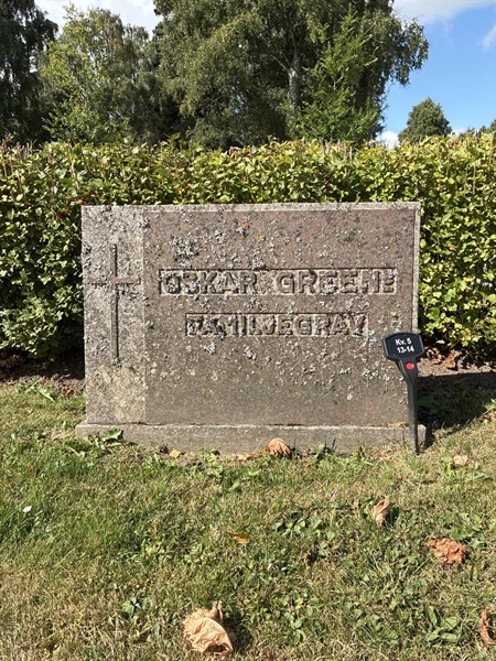 Grave number: 33 5    13-14