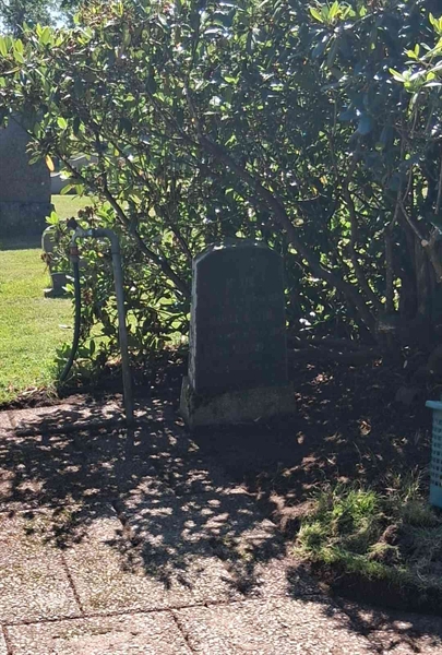 Grave number: G1 F   209