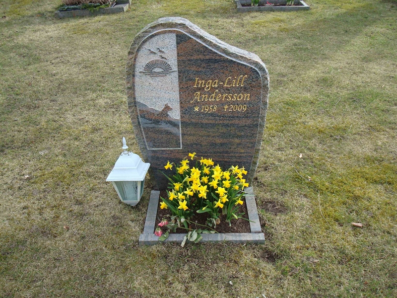 Grave number: KU 13     5, 6