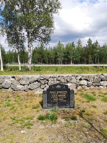 Hautatunnus: SK J    10