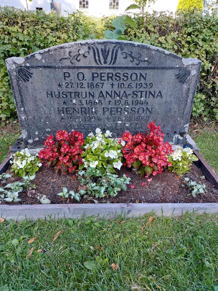 Hautatunnus: 1 D   054