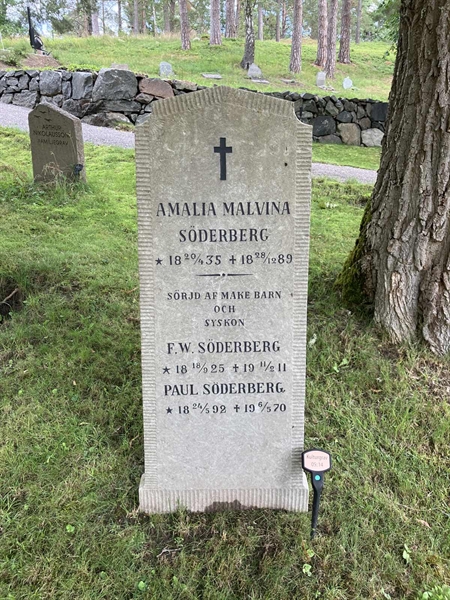 Grave number: 1 05    14