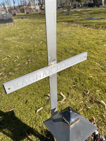 Hautatunnus: Ärt 44 17 204
