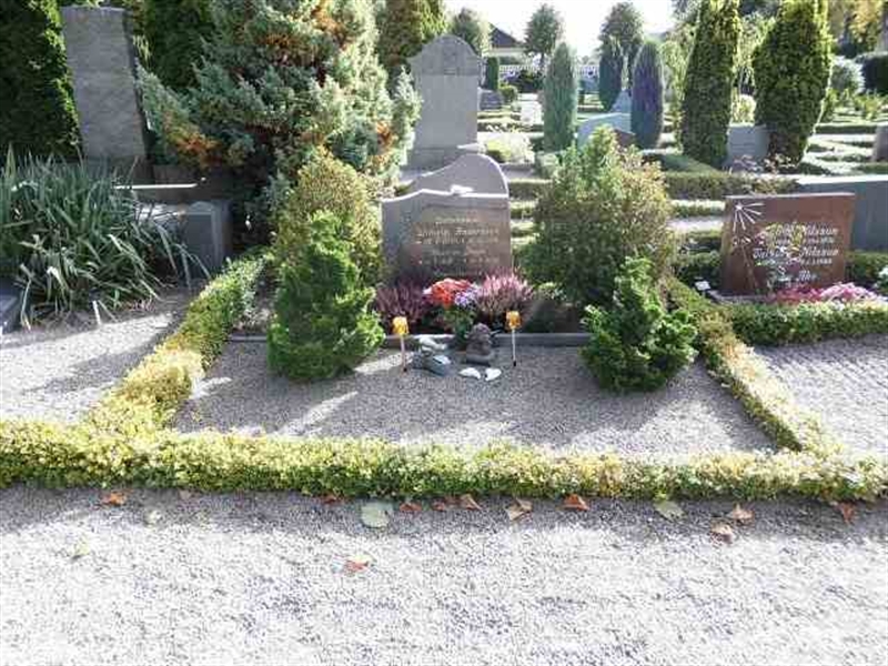 Grave number: KG A   208