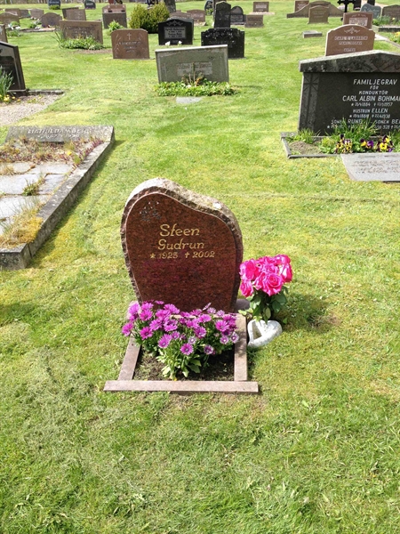 Grave number: An B   454