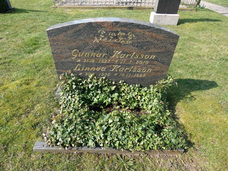 Grave number: EL 2   545