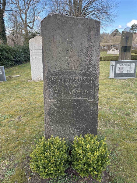 Hautatunnus: FA     8