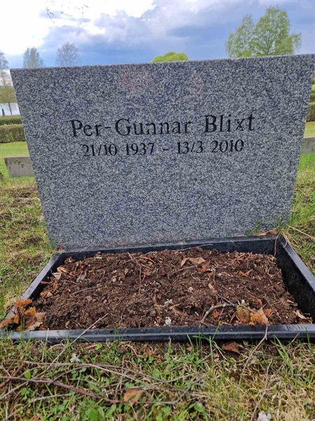 Grave number: 501 10 1614