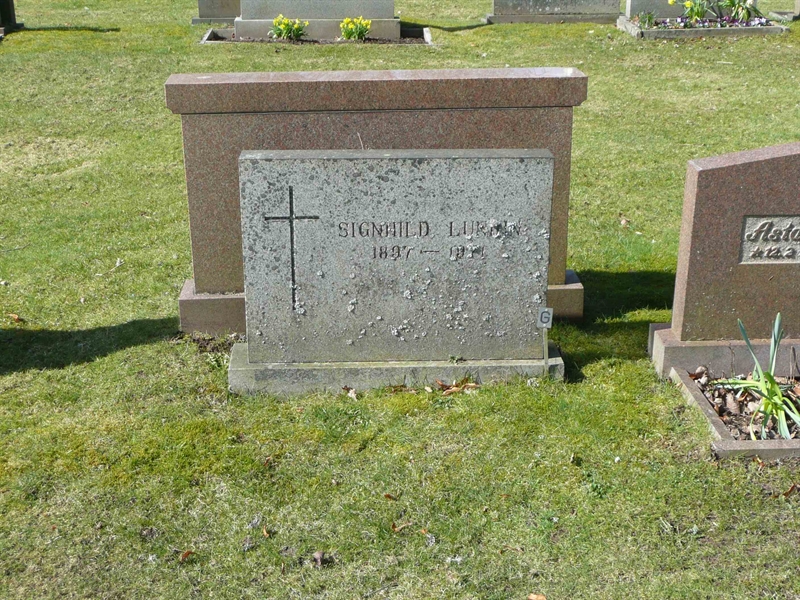 Grave number: 01 U   167