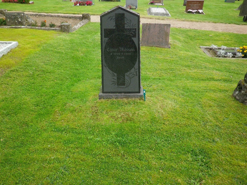Grave number: VI G    55