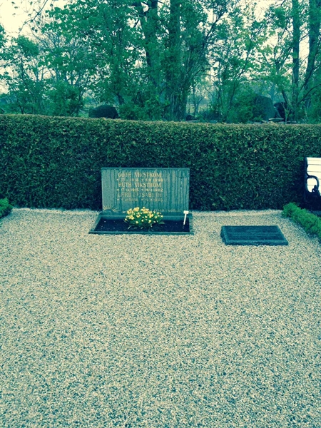 Grave number: 2 3 E    25, 26, 27, 28, 29, 30