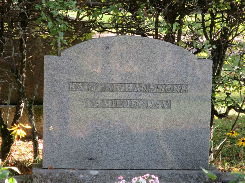 Grave number: HÖB GL.R    62