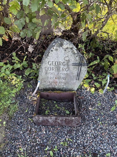 Grave number: 4 N NC    40