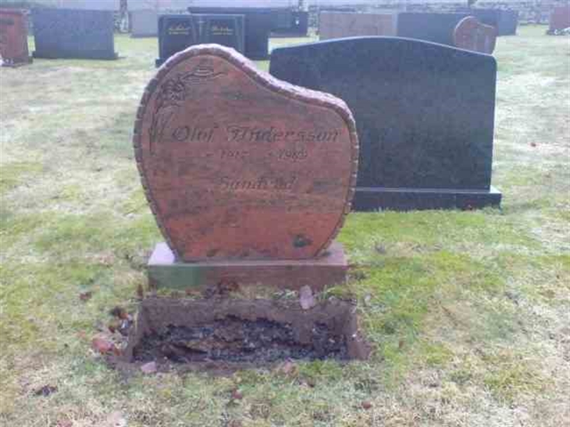 Grave number: Tk 02    82b