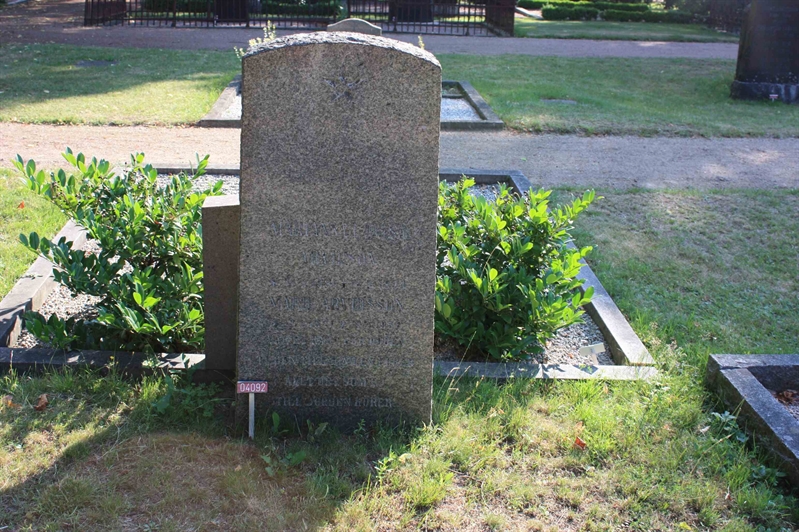 Grave number: Ö 04i   131, 132