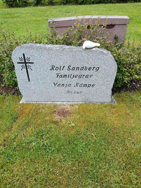 Grave number: 2 10  298, 299