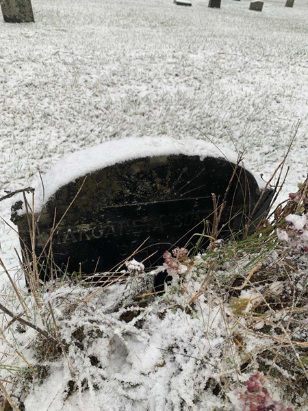 Hautatunnus: R 3   148-E