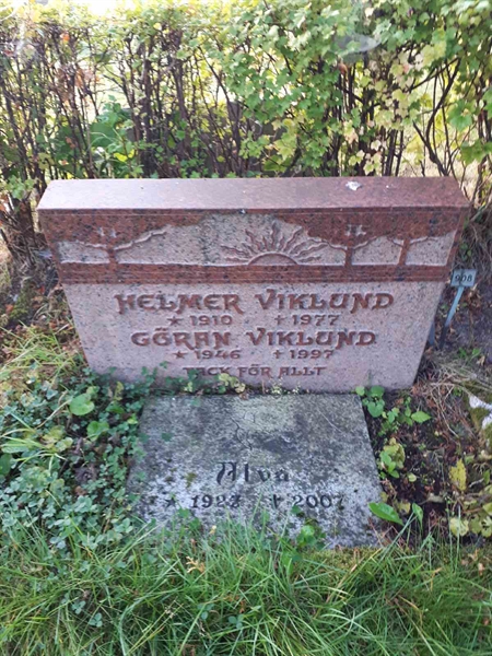 Gravnummer: NK F B   907-908