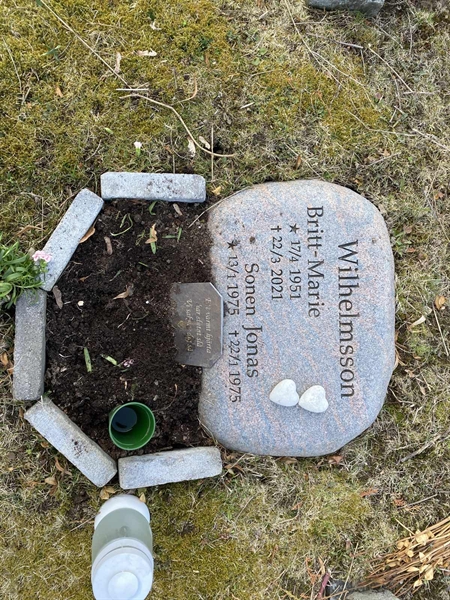 Grave number: 1 05    26