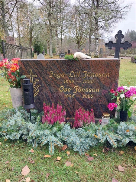 Gravnummer: Å G   211