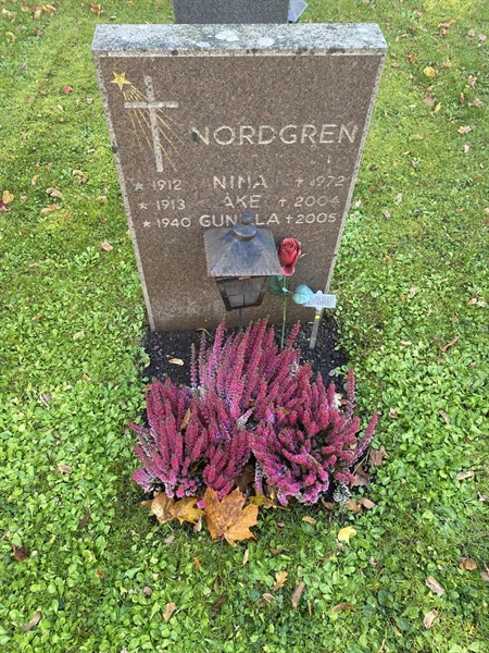 Hautatunnus: 1 H   349