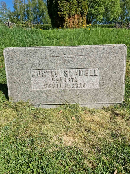 Grave number: 501 26 5241-5242