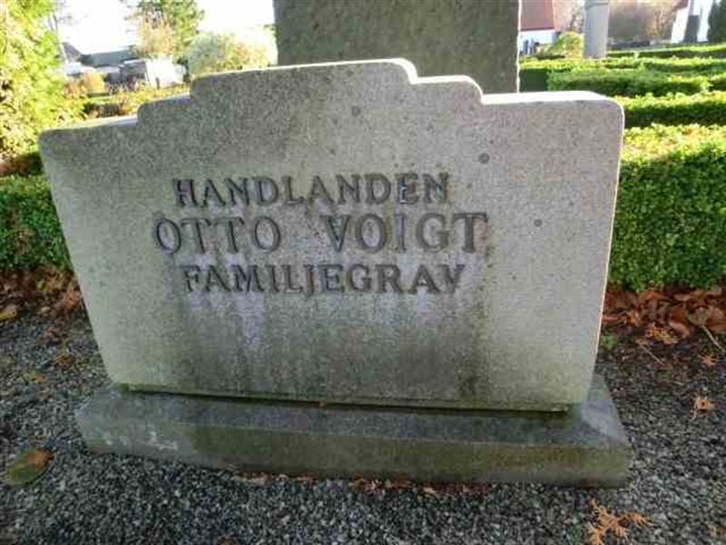 Grave number: HD 03    016
