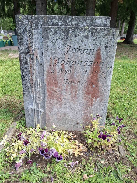 Grave number: 001 2   689
