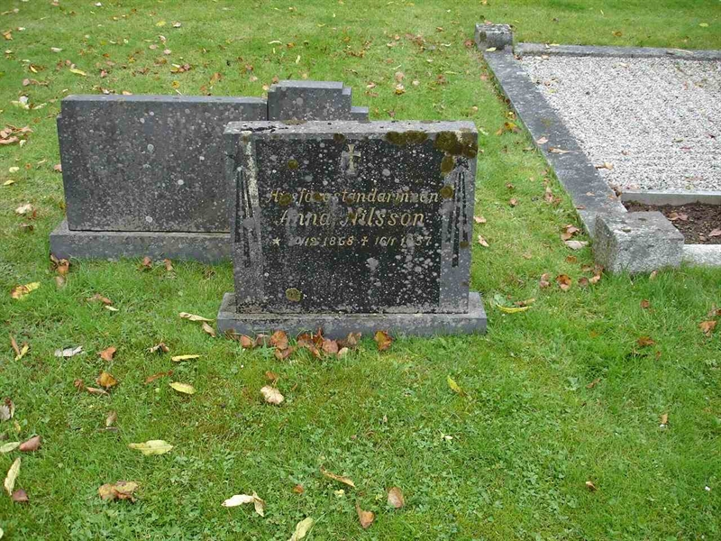 Grave number: HK G    79