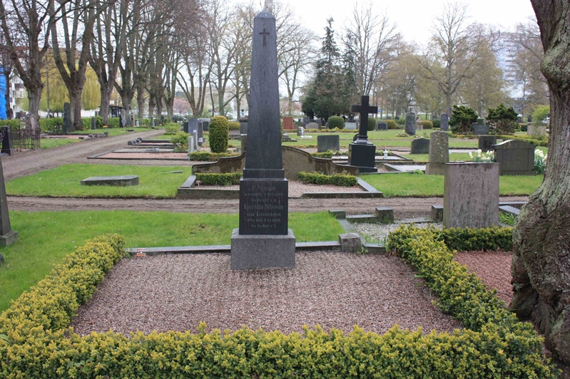 Grave number: Ö 03y    20, 21