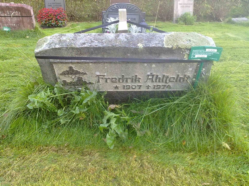 Grave number: KA 08    26