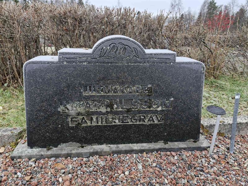 Grave number: AK C  3818-3820