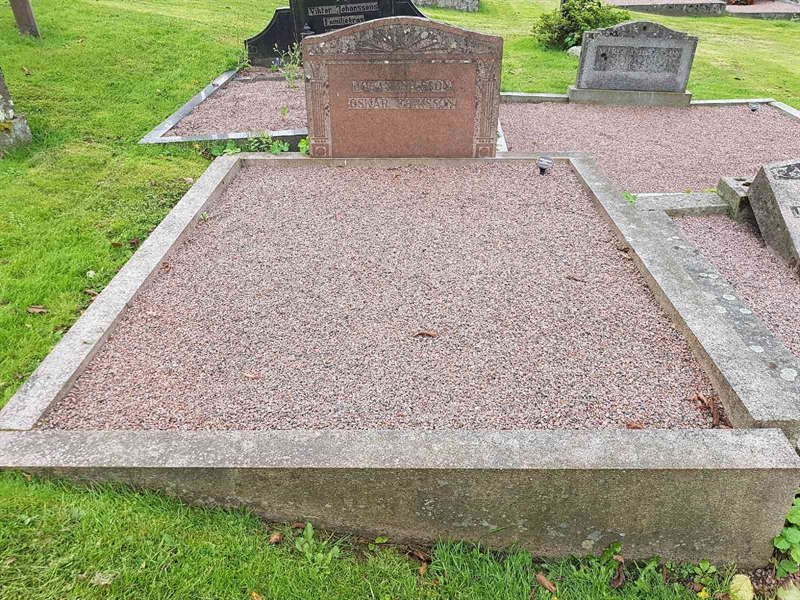 Grave number: 06 60875