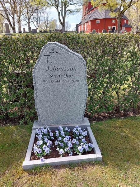 Grave number: HÖ 9   20, 21
