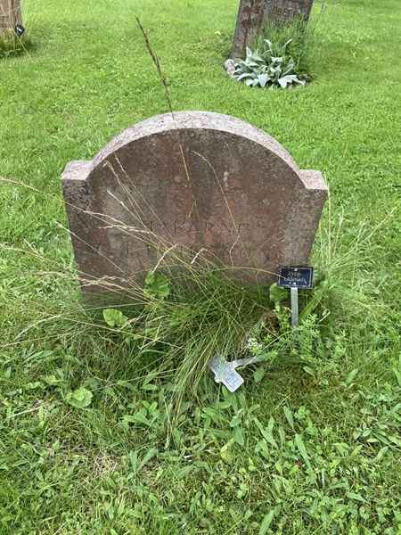 Grave number: 1 15    82