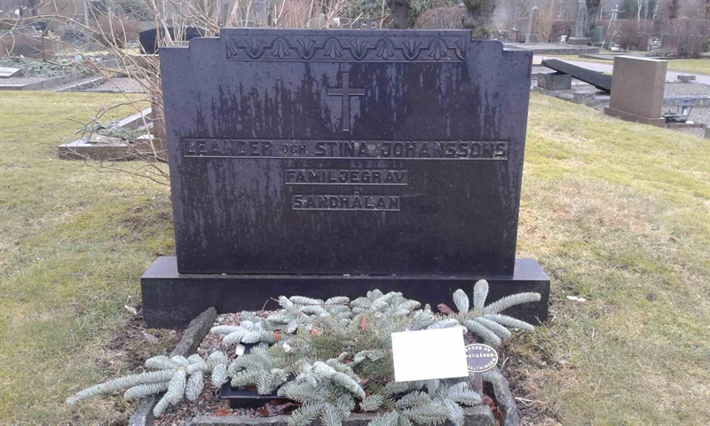 Grave number: HJ  1162, 1163