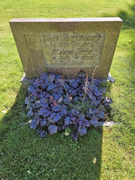 Grave number: Fr 7   209-210
