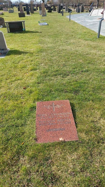 Grave number: 1 1 215, 216