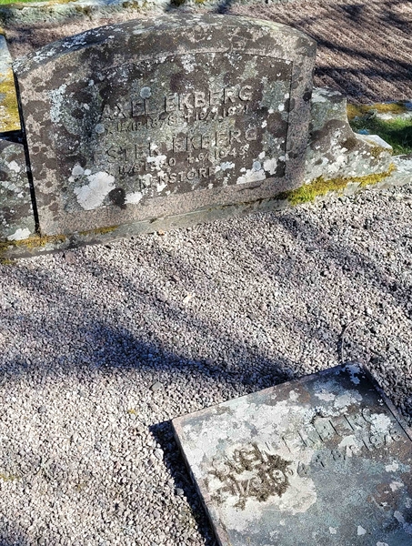 Grave number: JÄ 3    8