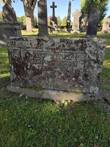 Grave number: T A A   182