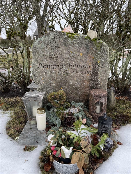 Hautatunnus: SJ L    82