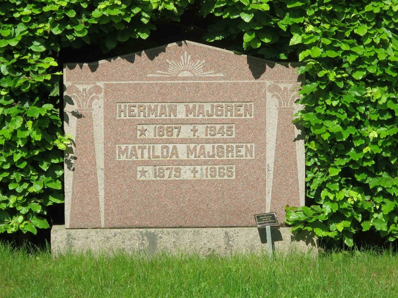 Grave number: HÖB 24    17