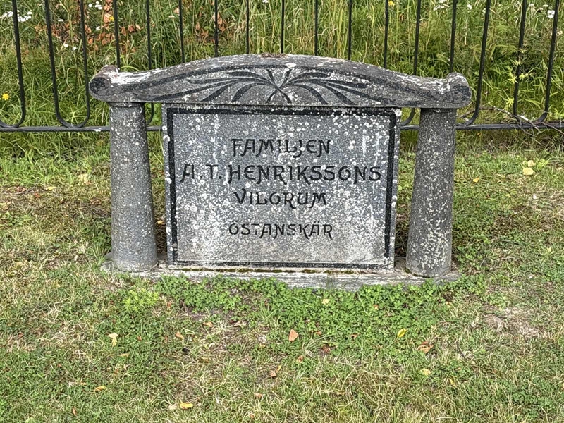 Grave number: IN 18   274