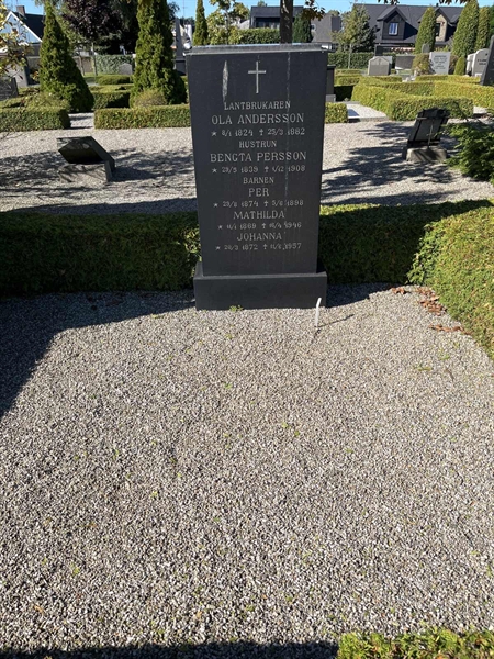 Grave number: VK III   117