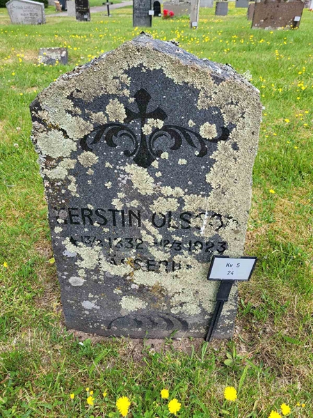 Grave number: kö 01 05    24