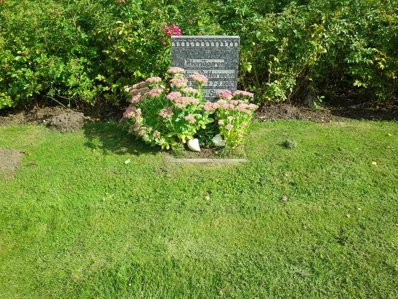 Grave number: OS ÖK   286, 287