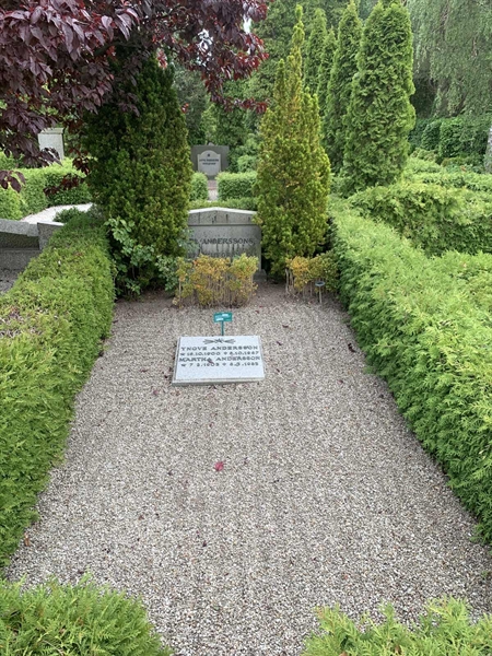 Grave number: NK VI   108