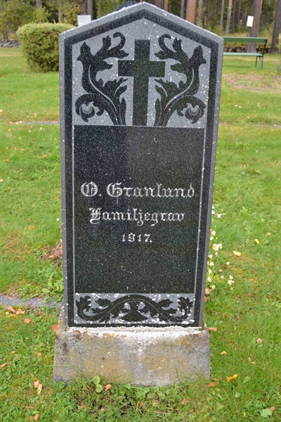 Grave number: 4 D    34