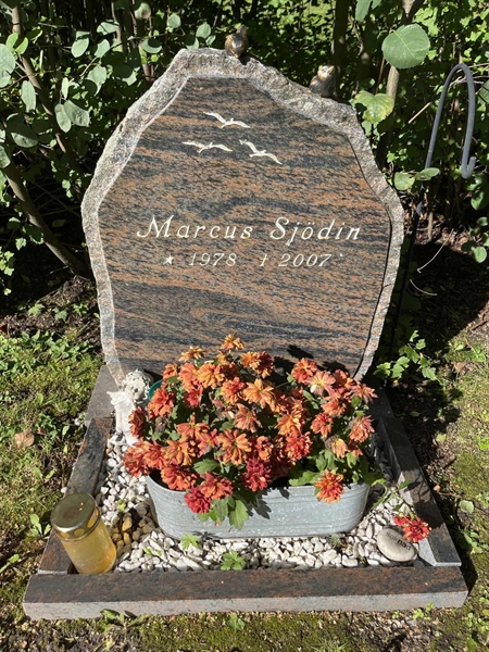Grave number: 5 08   804