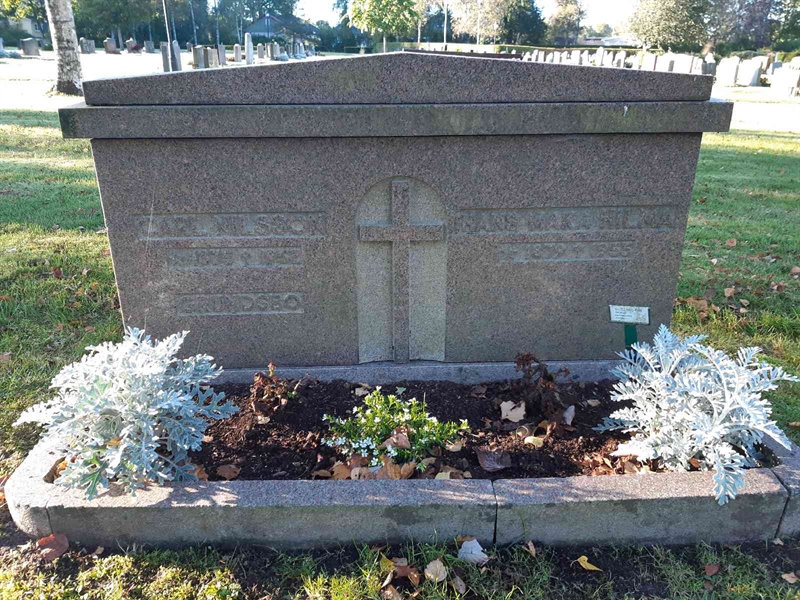 Hautatunnus: Fr 7  1055-1056